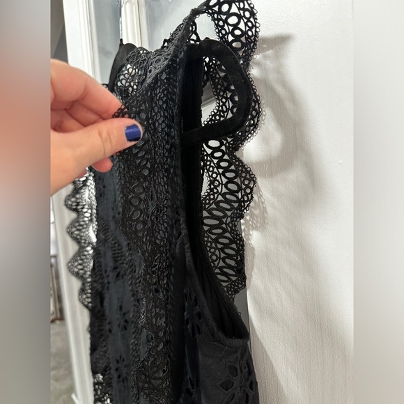 Vici Black Lace Detail Top - Picture 4 of 8